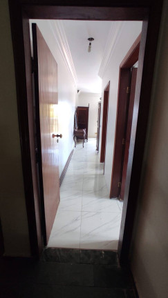 Imagem Casa com 4 Quartos à Venda, 440 m² em Alphaville - Santana De Parnaíba