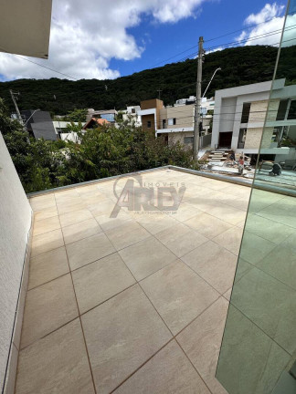 Imagem Casa com 4 Quartos à Venda, 360 m² em Ibituruna - Montes Claros Imagem Casa com 4 Quartos à Venda, 360 m² em Ibituruna - Montes Claros