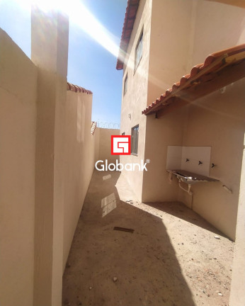 Imagem Casa com 2 Quartos à Venda, 50 m² em Nova América - Montes Claros