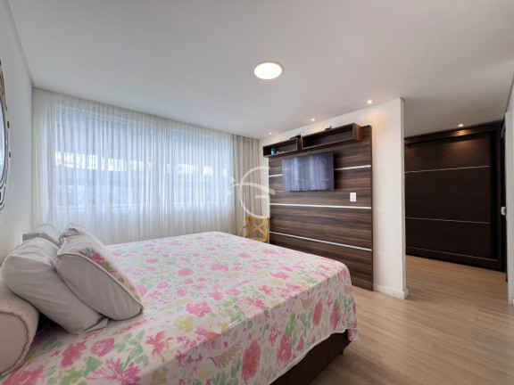 Imagem Imóvel com 2 Quartos à Venda, 129 m² em Costa E Silva - Joinville