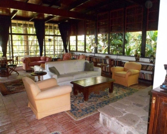 Casa à Venda,  em Vila Santo Antônio - Cotia