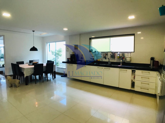 Imagem Casa com 6 Quartos à Venda, 736 m² em Palmeiras - Cabo Frio