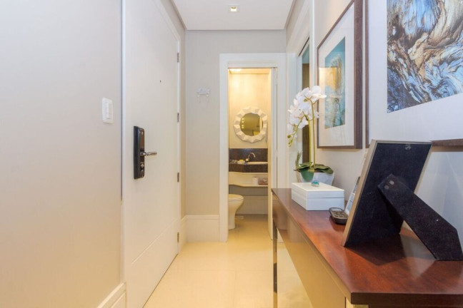 Imagem Apartamento com 3 Quartos à Venda, 137 m² em Cristo Redentor - Porto Alegre