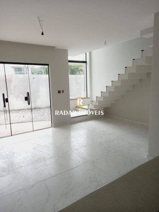 Imagem Casa com 4 Quartos à Venda, 130 m² em Portinho - Cabo Frio