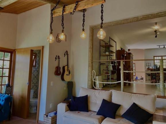 Imagem Casa com 4 Quartos para Alugar, 350 m² em Quebra Frascos - Teresópolis Imagem Casa com 4 Quartos para Alugar, 350 m² em Quebra Frascos - Teresópolis