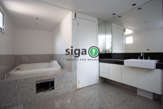 Imagem Apartamento com 5 Quartos à Venda ou Locação, 357 m² em Panamby - São Paulo Imagem Apartamento com 5 Quartos à Venda ou Locação, 357 m² em Panamby - São Paulo
