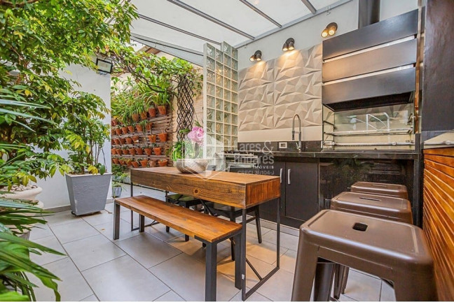Imagem Casa com 5 Quartos à Venda, 231 m² em Bosque Da Saúde - São Paulo Imagem Casa com 5 Quartos à Venda, 231 m² em Bosque Da Saúde - São Paulo