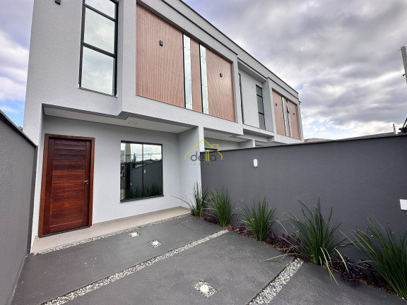 Imagem Casa com 2 Quartos à Venda, 72 m² em Iririú - Joinville Imagem Casa com 2 Quartos à Venda, 72 m² em Iririú - Joinville