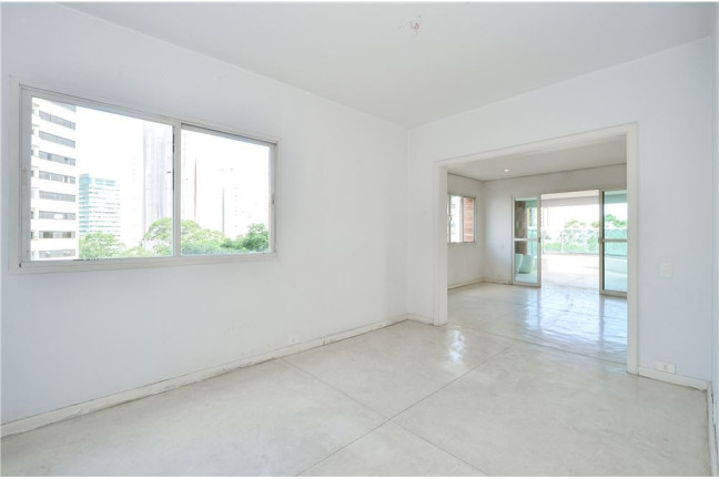 Imagem Imóvel com 3 Quartos à Venda, em Morumbi - São Paulo Imagem Imóvel com 3 Quartos à Venda, em Morumbi - São Paulo