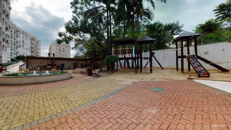 Imagem Imóvel com 2 Quartos à Venda, 62 m² em Cristal - Porto Alegre