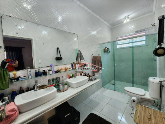 Imagem Casa com 3 Quartos à Venda, 177 m² em Canto Do Forte - Praia Grande