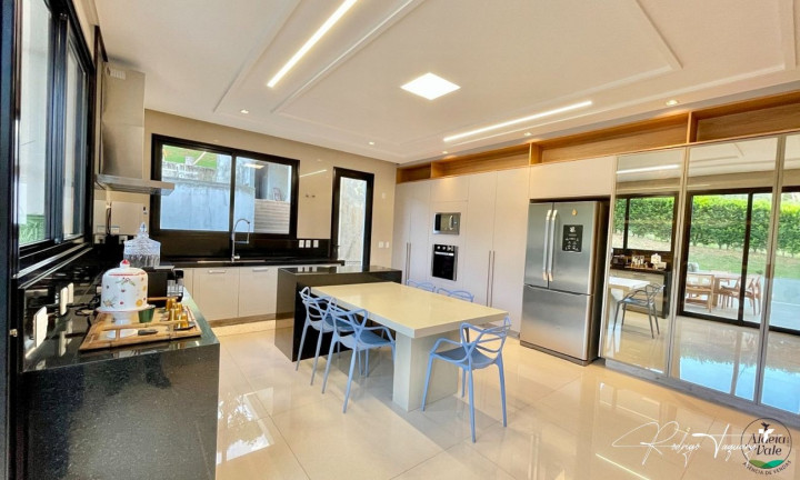 Imagem Casa de Condomínio com 5 Quartos à Venda, 830 m² em Residencial Aldeia Do Vale - Goiânia Imagem Casa de Condomínio com 5 Quartos à Venda, 830 m² em Residencial Aldeia Do Vale - Goiânia