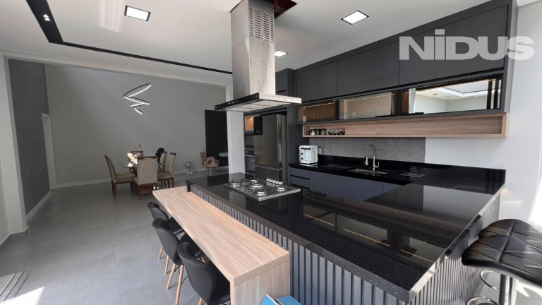 Imagem Casa com 3 Quartos à Venda, 303 m² em Brigadeiro Tobias - Sorocaba Imagem Casa com 3 Quartos à Venda, 303 m² em Brigadeiro Tobias - Sorocaba