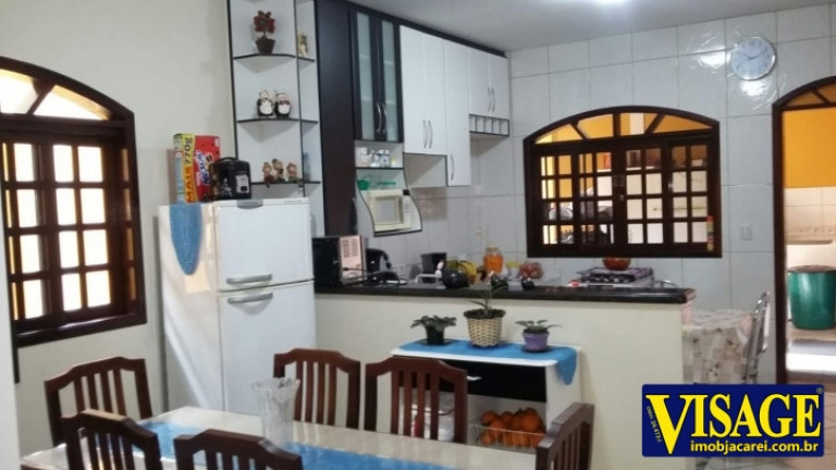 Imagem Sobrado com 3 Quartos à Venda, em Jd. St. Marina - Jacareí Imagem Sobrado com 3 Quartos à Venda, em Jd. St. Marina - Jacareí