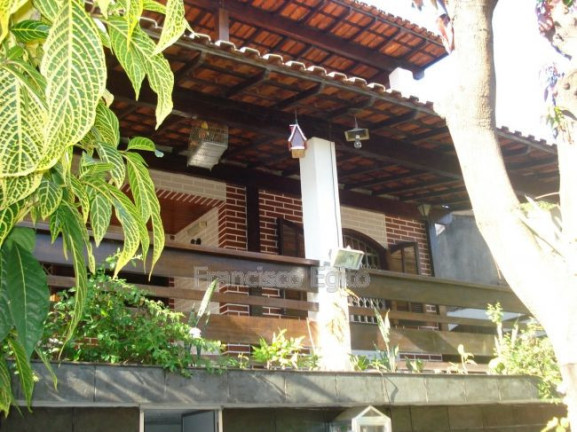 Casa com 3 Quartos à Venda, 133 m² em Mutuá - São Gonçalo