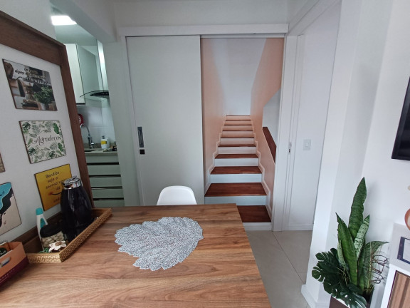 Imagem Apartamento com 1 Quarto à Venda, 24 m² em Centro - Curitiba Imagem Apartamento com 1 Quarto à Venda, 24 m² em Centro - Curitiba