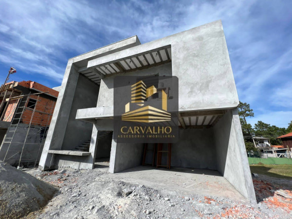 Imagem Casa com 3 Quartos à Venda, 233 m² em São João Do Rio Vermelho - Florianópolis Imagem Casa com 3 Quartos à Venda, 233 m² em São João Do Rio Vermelho - Florianópolis