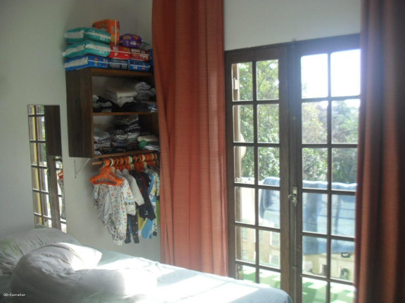 Imagem Casa com 3 Quartos à Venda, 918 m² em Roncon - Ribeirão Pires Imagem Casa com 3 Quartos à Venda, 918 m² em Roncon - Ribeirão Pires