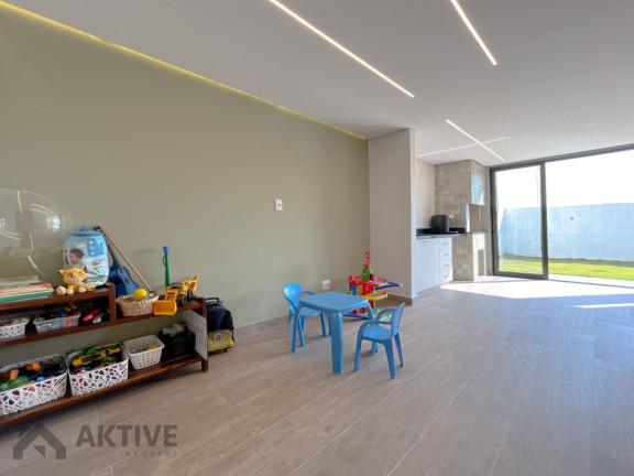 Imagem Casa de Condomínio com 4 Quartos à Venda, 190 m² em Tamboré - Santana De Parnaíba Imagem Casa de Condomínio com 4 Quartos à Venda, 190 m² em Tamboré - Santana De Parnaíba