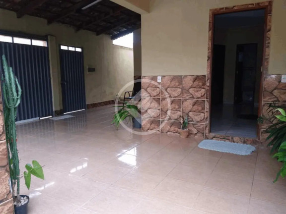 Imagem Casa com 3 Quartos à Venda, 182 m² em Setor Tancredo Neves - Goiânia Imagem Casa com 3 Quartos à Venda, 182 m² em Setor Tancredo Neves - Goiânia