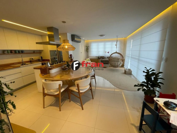 Apartamento com 3 Quartos à Venda, 165 m² em Córrego Grande - Florianópolis