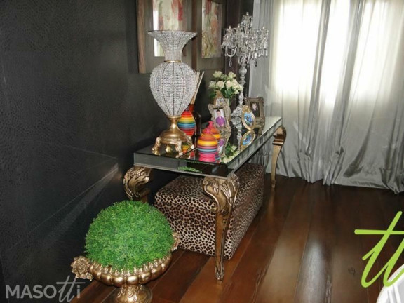 Imagem Apartamento com 4 Quartos à Venda, 282 m² em Centro - Gramado Imagem Apartamento com 4 Quartos à Venda, 282 m² em Centro - Gramado