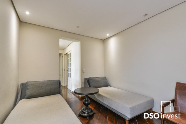 Imagem Apartamento com 4 Quartos à Venda,  em Moema - São Paulo