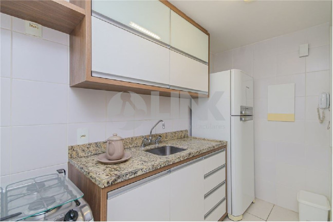 Imagem Apartamento com 3 Quartos à Venda, 82 m² em Passo Da Areia - Porto Alegre Imagem Apartamento com 3 Quartos à Venda, 82 m² em Passo Da Areia - Porto Alegre