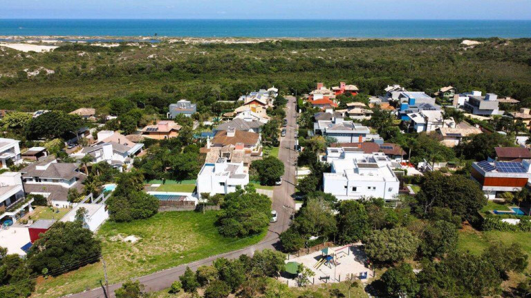 Casa com 4 Quartos à Venda,  em Rio Tavares - Florianópolis
