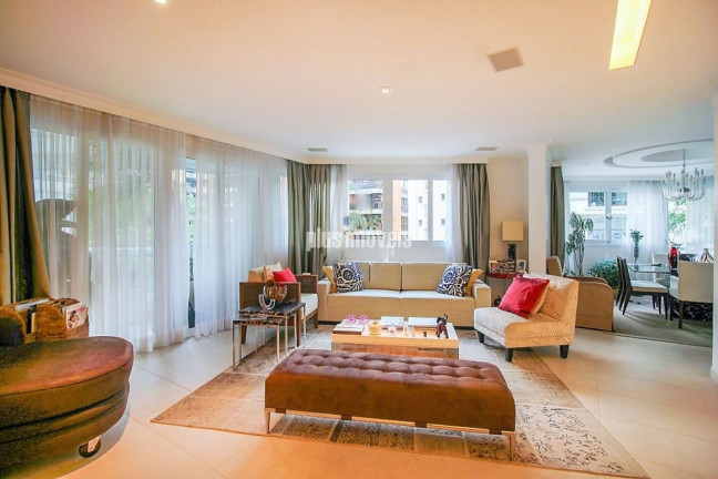 Imagem Apartamento com 3 Quartos à Venda, 257 m² em Real Parque - São Paulo Imagem Apartamento com 3 Quartos à Venda, 257 m² em Real Parque - São Paulo