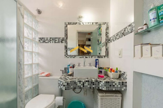 Imagem Casa com 3 Quartos à Venda, 177 m² em Jardim Aeroporto - São Paulo