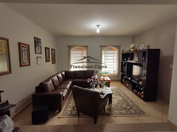 Imagem Casa com 3 Quartos à Venda, 230 m² em Pedregulho - Guaratinguetá