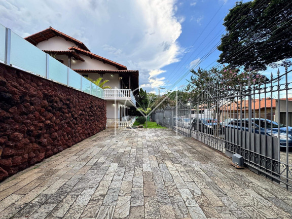 Imagem Casa com 5 Quartos à Venda, 626 m² em Santa Branca - Belo Horizonte Imagem Casa com 5 Quartos à Venda, 626 m² em Santa Branca - Belo Horizonte