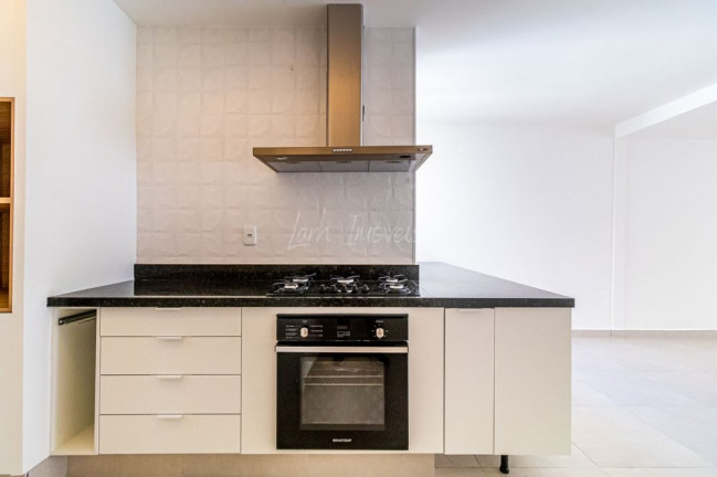 Imagem Apartamento com 3 Quartos à Venda, 133 m² em Copacabana - Rio De Janeiro