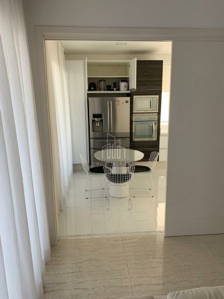 Imagem Casa com 3 Quartos à Venda, 360 m² em Alphaville - Santana De Parnaíba