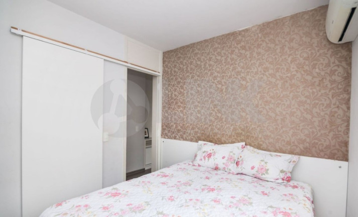 Imagem Apartamento com 2 Quartos à Venda, 53 m² em Jardim Carvalho - Porto Alegre