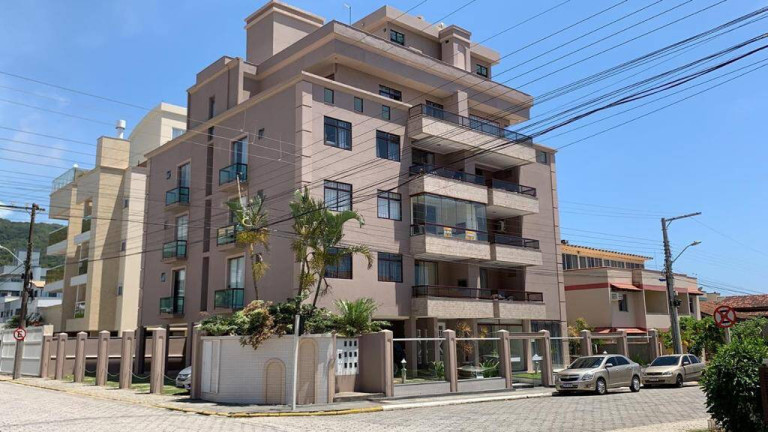 Imagem Cobertura com 2 Quartos para Temporada, 142 m² em Bombas - Bombinhas