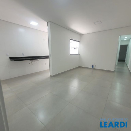 Imagem Apartamento com 3 Quartos à Venda, 70 m² em Santa Maria - Santo André Imagem Apartamento com 3 Quartos à Venda, 70 m² em Santa Maria - Santo André