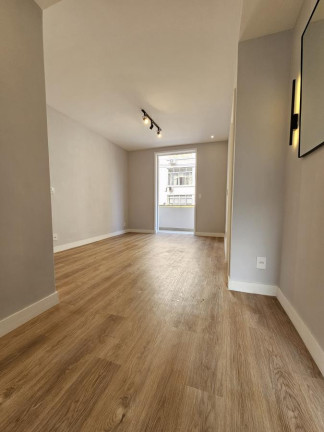 Imagem Apartamento com 3 Quartos à Venda, 75 m² em Botafogo - Rio De Janeiro