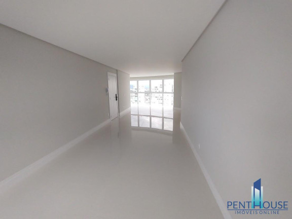 Imagem Apartamento com 3 Quartos à Venda, 140 m² em Centro - Balneário Camboriú Imagem Apartamento com 3 Quartos à Venda, 140 m² em Centro - Balneário Camboriú