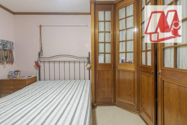 Imagem Casa com 3 Quartos à Venda, 145 m² em Ipanema - Porto Alegre Imagem Casa com 3 Quartos à Venda, 145 m² em Ipanema - Porto Alegre