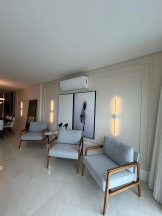 Imagem Apartamento com 4 Quartos à Venda, 180 m² em Meia Praia - Itapema Imagem Apartamento com 4 Quartos à Venda, 180 m² em Meia Praia - Itapema