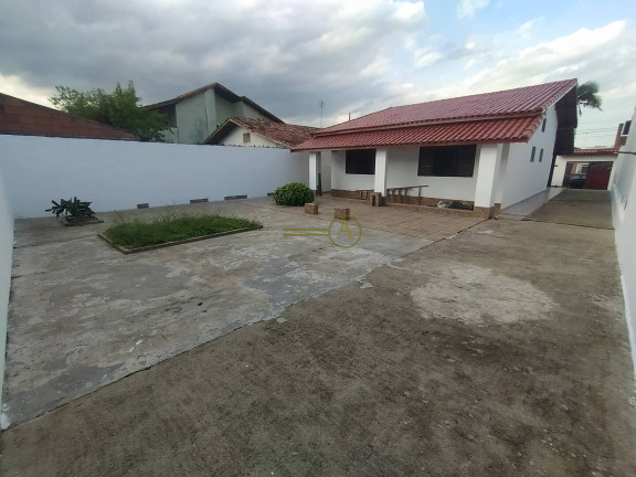 Imagem Casa com 3 Quartos à Venda, 350 m² em Balneário Stella Maris - Peruíbe Imagem Casa com 3 Quartos à Venda, 350 m² em Balneário Stella Maris - Peruíbe