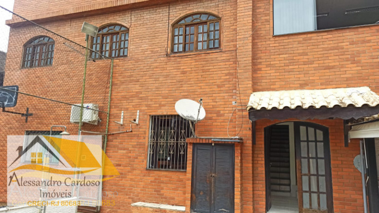 Imagem Casa com 5 Quartos à Venda, 350 m² em Centro - Nova Friburgo