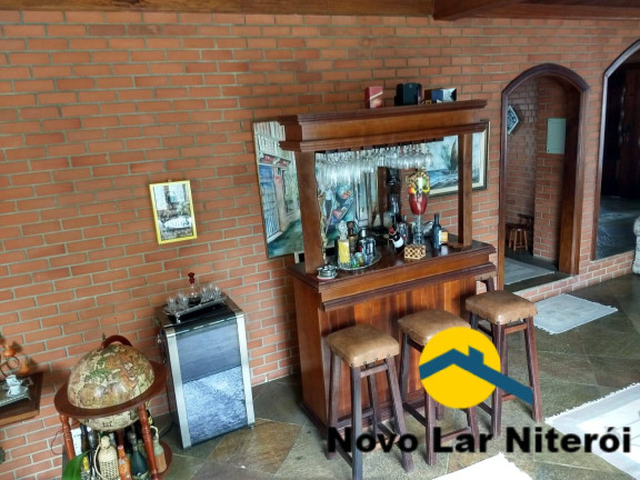 Imagem Casa com 5 Quartos à Venda, 350 m² em Camboinhas - Niterói