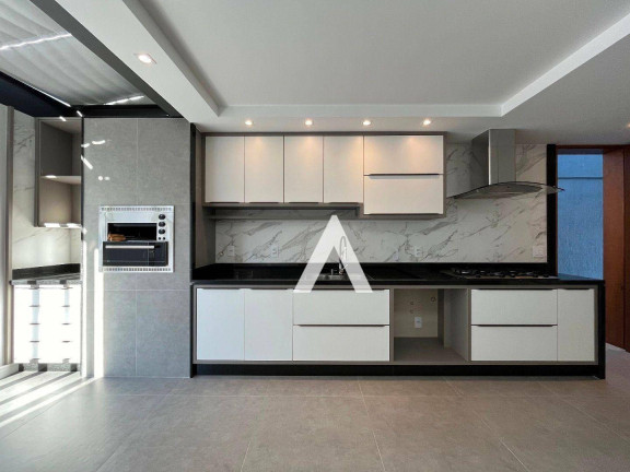 Imagem Casa com 4 Quartos à Venda, 380 m² em Comary - Teresópolis Imagem Casa com 4 Quartos à Venda, 380 m² em Comary - Teresópolis