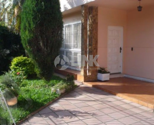 Imagem Casa com 3 Quartos à Venda, 160 m² em Anchieta - Porto Alegre
