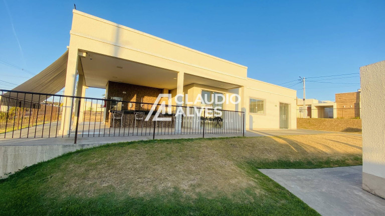Imagem Casa de Condomínio com 2 Quartos à Venda, 63 m² em Nova Esperança - Feira De Santana