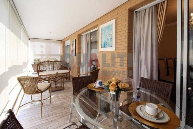 Imagem Apartamento com 2 Quartos à Venda, 227 m² em Itaim Bibi - São Paulo