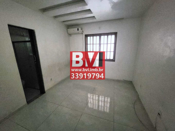 Imagem Casa com 2 Quartos à Venda, 480 m² em Irajá - Rio De Janeiro